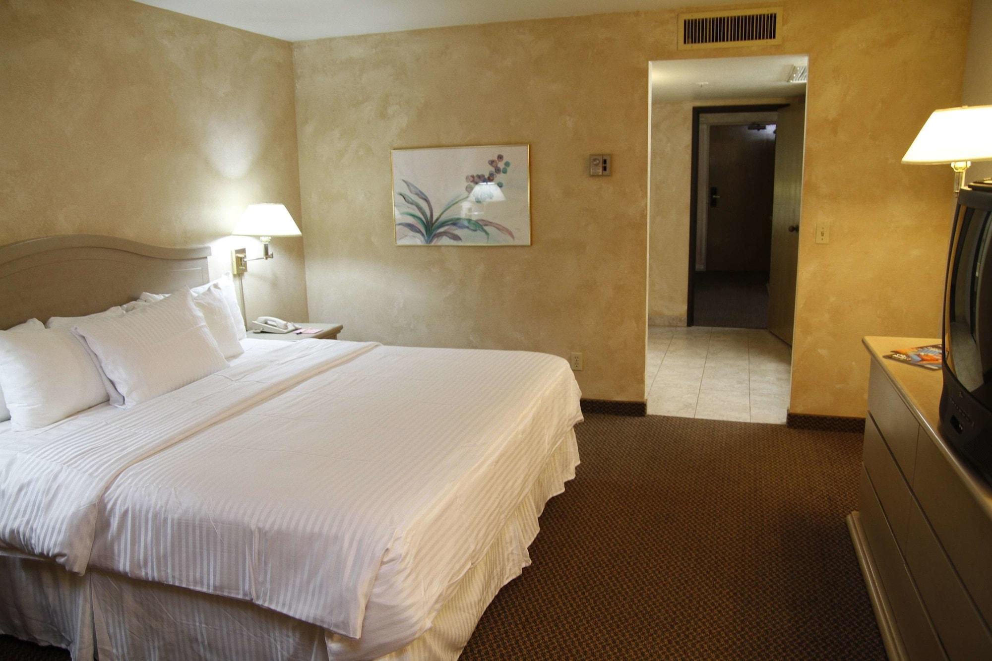 Ramada By Wyndham Viscount Suites Tucson East מראה חיצוני תמונה