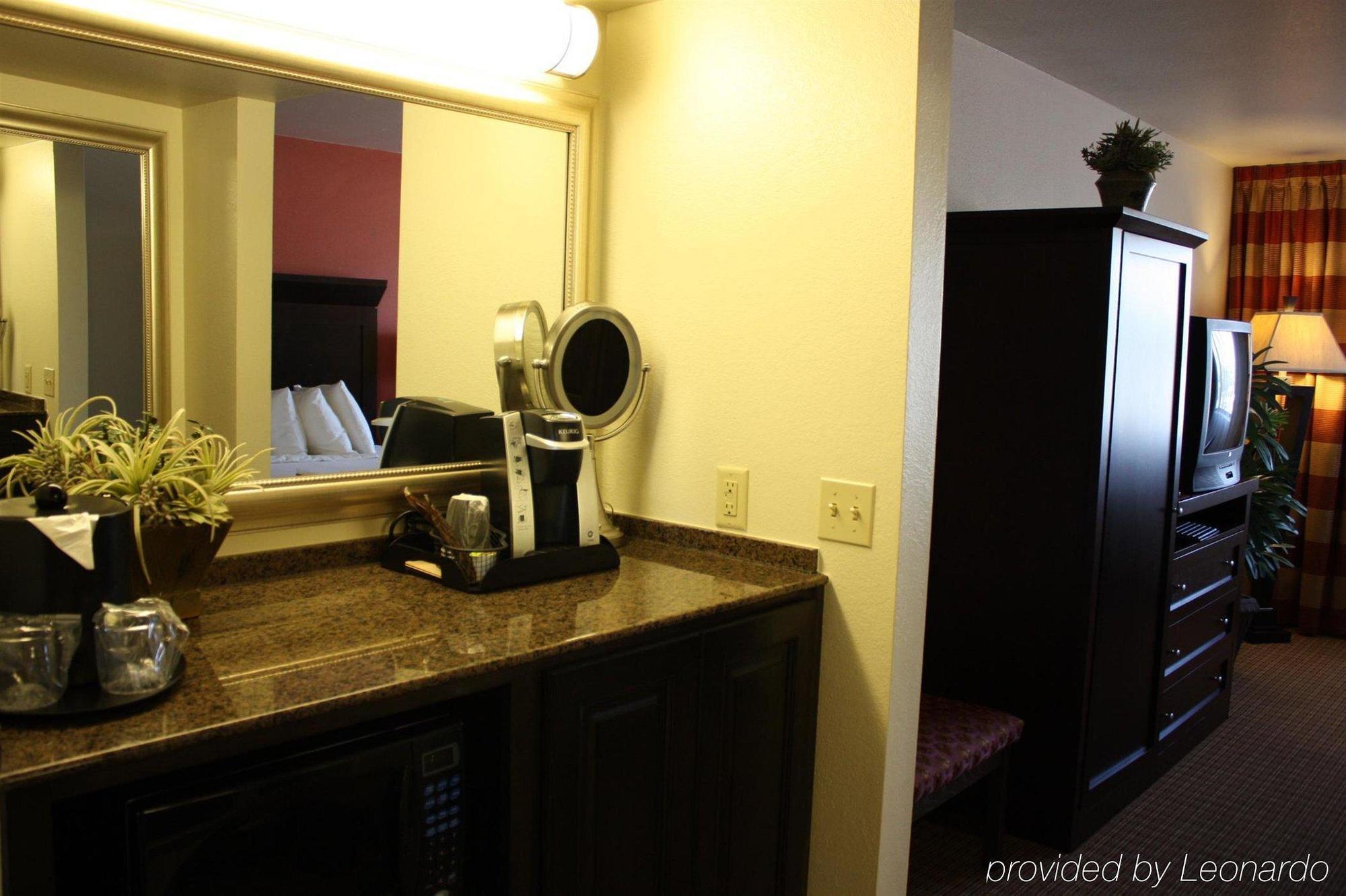 Ramada By Wyndham Viscount Suites Tucson East מראה חיצוני תמונה