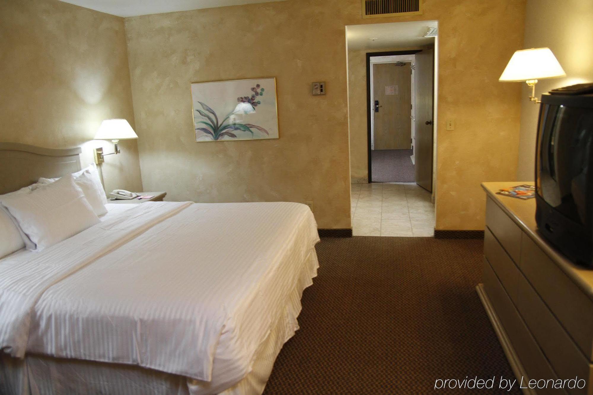 Ramada By Wyndham Viscount Suites Tucson East חדר תמונה