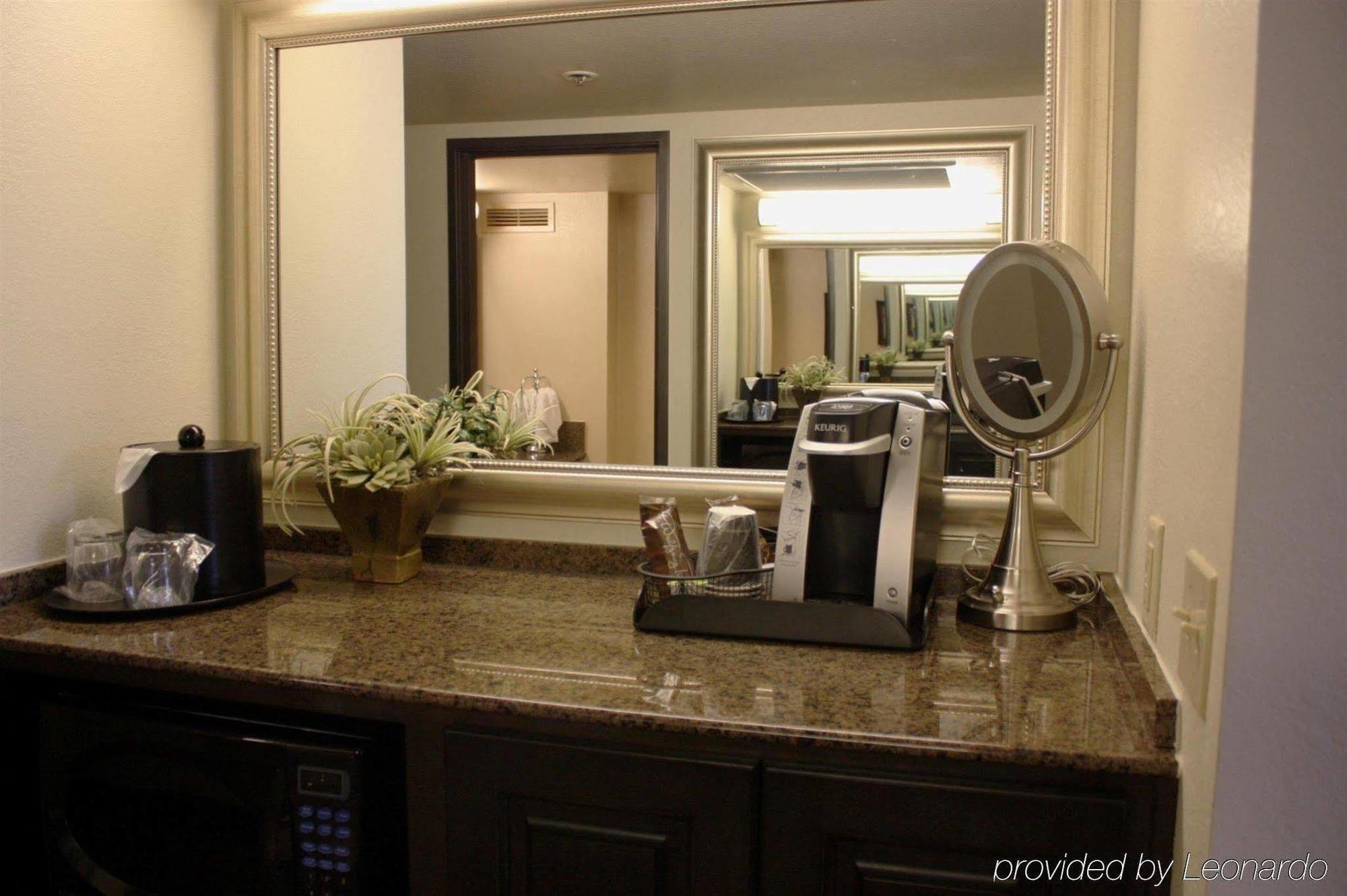 Ramada By Wyndham Viscount Suites Tucson East מראה חיצוני תמונה